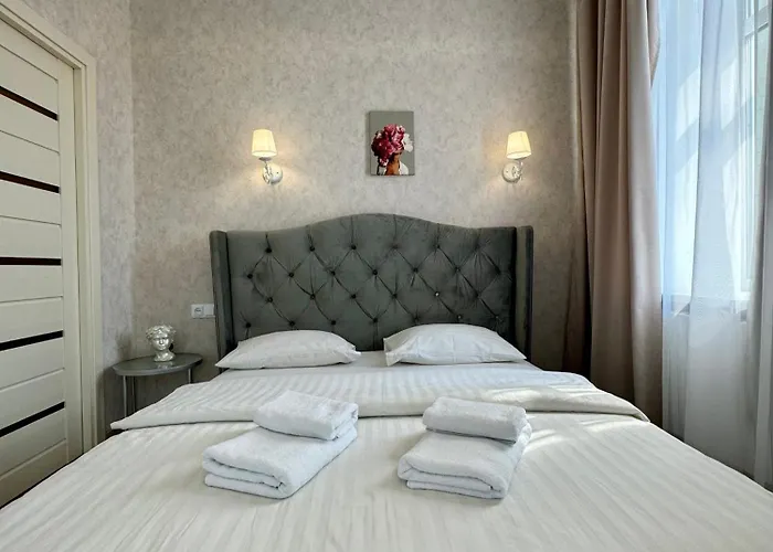 Apartpoltava 3-Кімнатна Family До 8 Спальних Місць Центр Ресторан Peperonchino