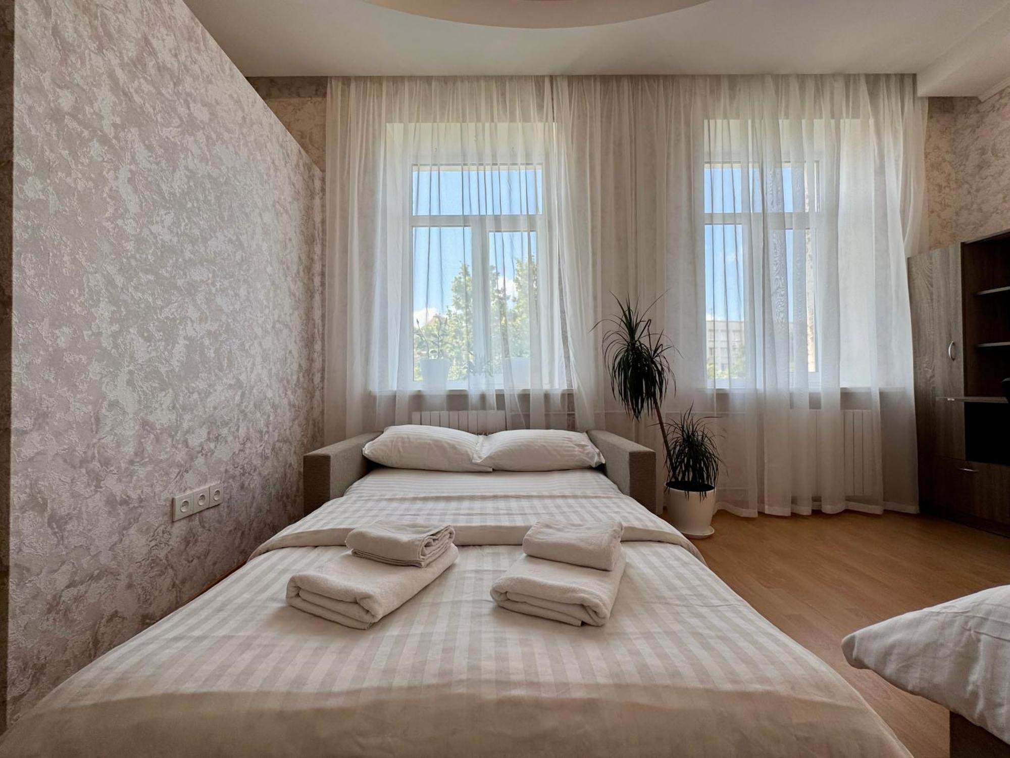 Apartpoltava: Spacious Family In Center Poltava